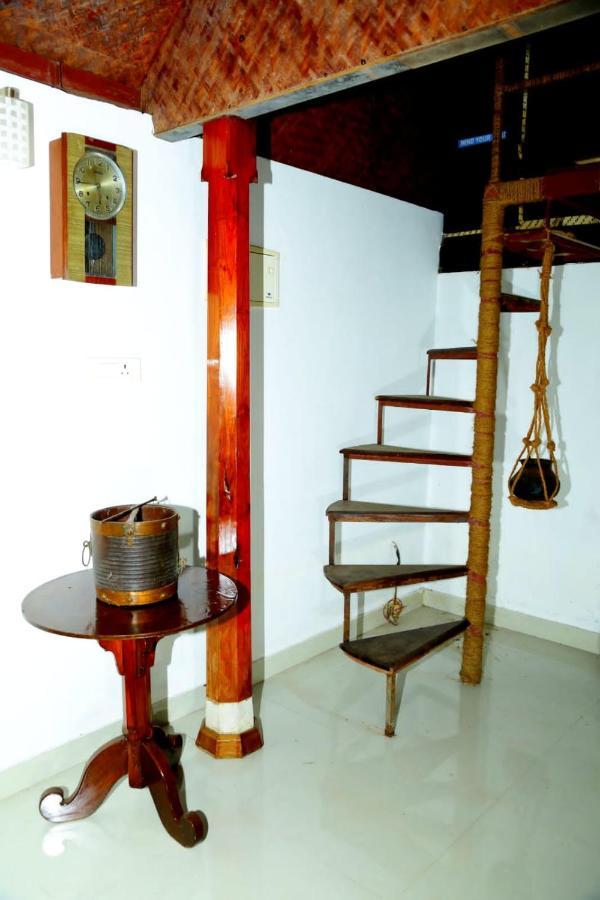 Valentine'S Rice Bowl Home Stay Alappuzha Eksteriør bilde