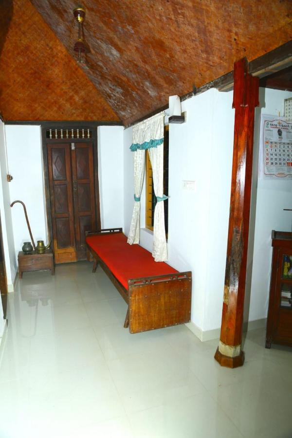 Valentine'S Rice Bowl Home Stay Alappuzha Eksteriør bilde