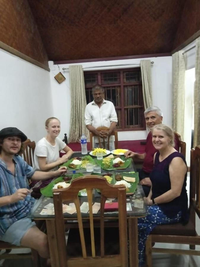 Valentine'S Rice Bowl Home Stay Alappuzha Eksteriør bilde